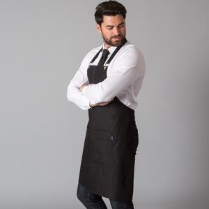 Delantal con peto negro satinado