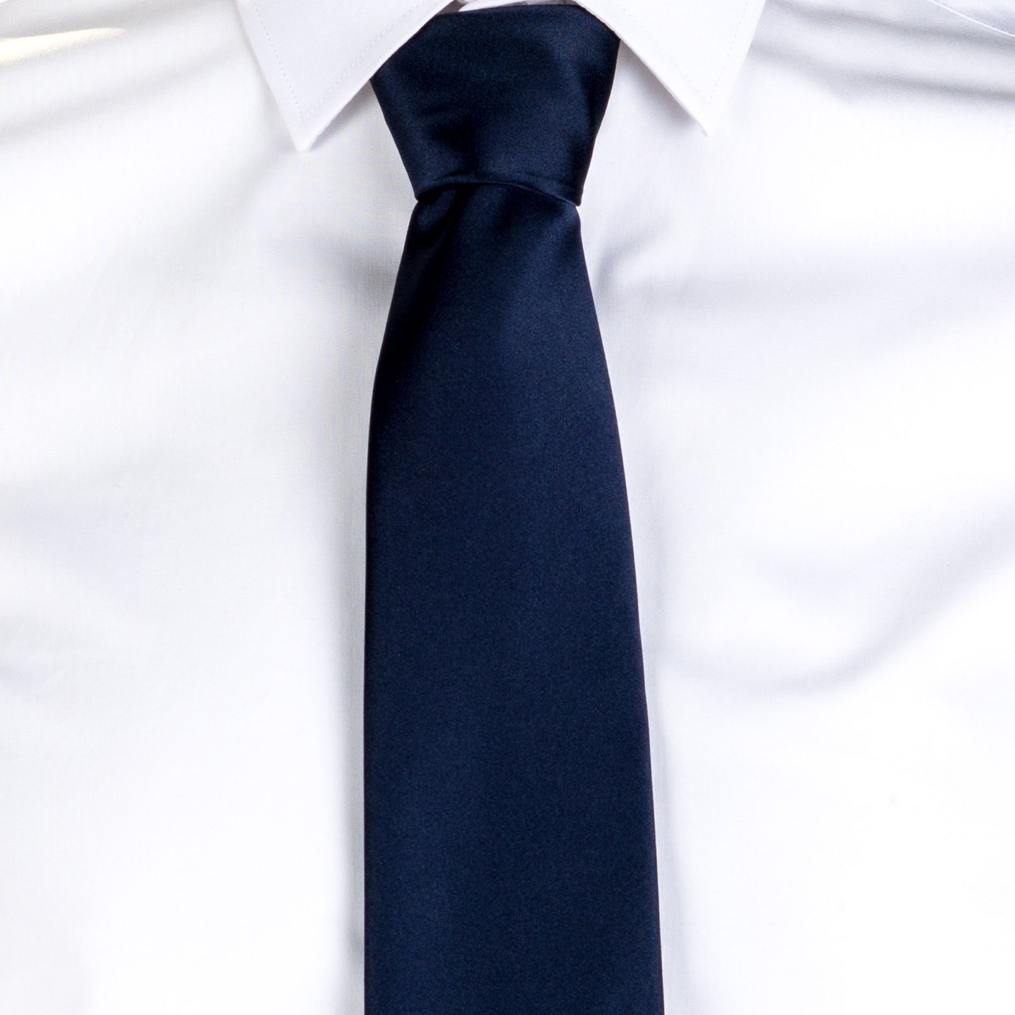 CORBATA S/NUDO CORBATA S/NUDO